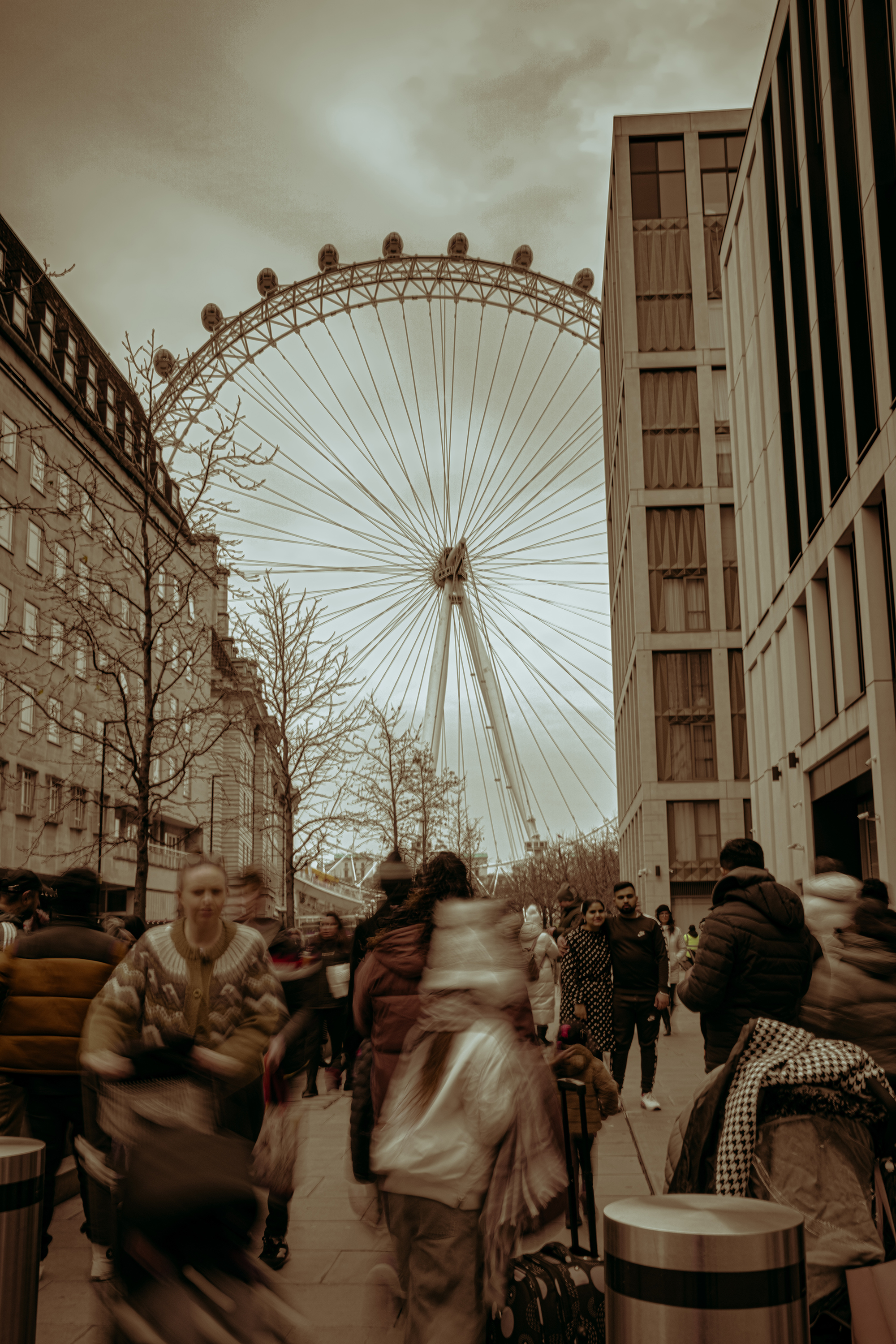 London Eye motion blur